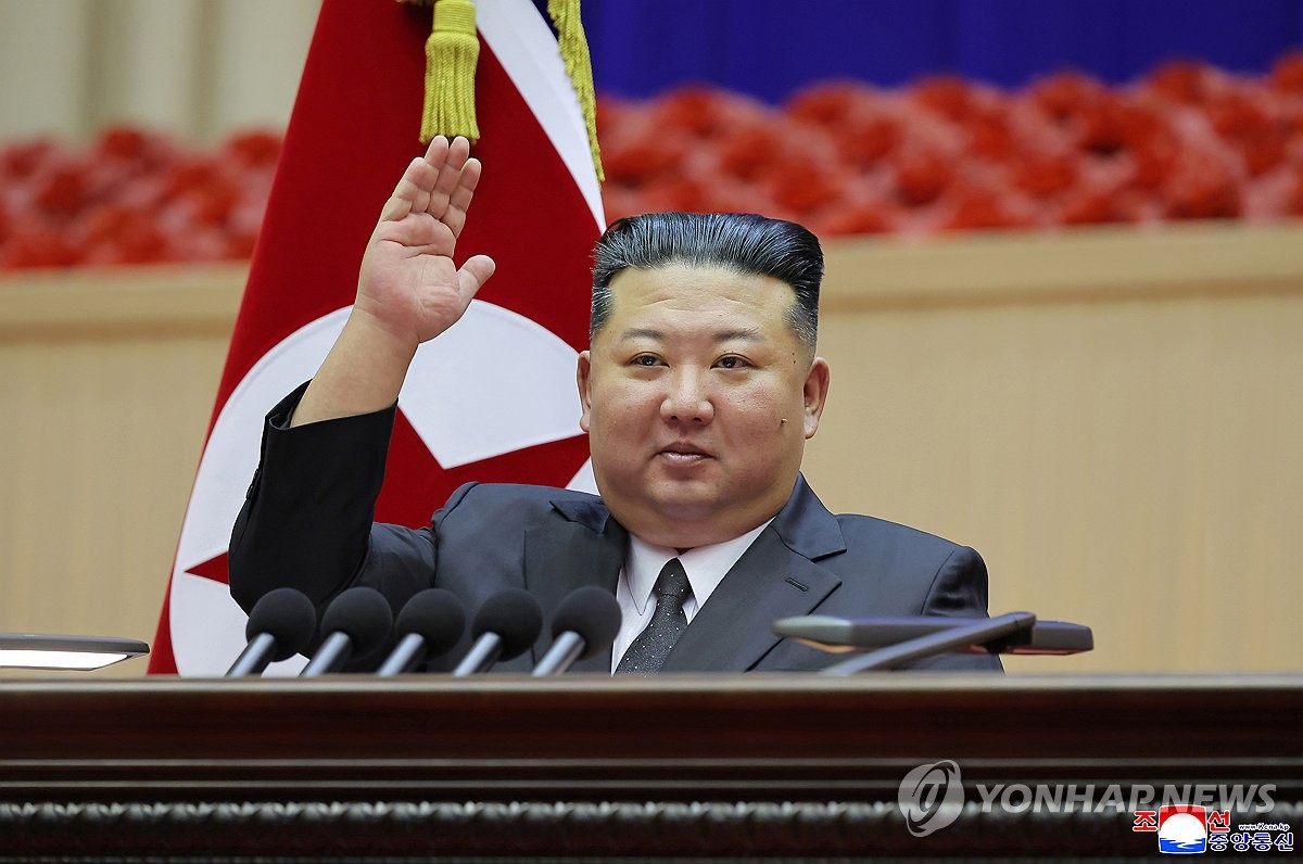 뇌출혈로 사망했다던 김정은, 중대장대회 지도… 『최강중대 육성으로 강군건설』
