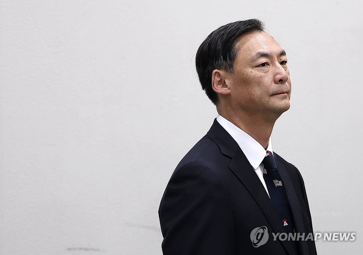 「李대통령 명예훼손」모스탄 첫 재판…『한국, 재판관할권 없어』