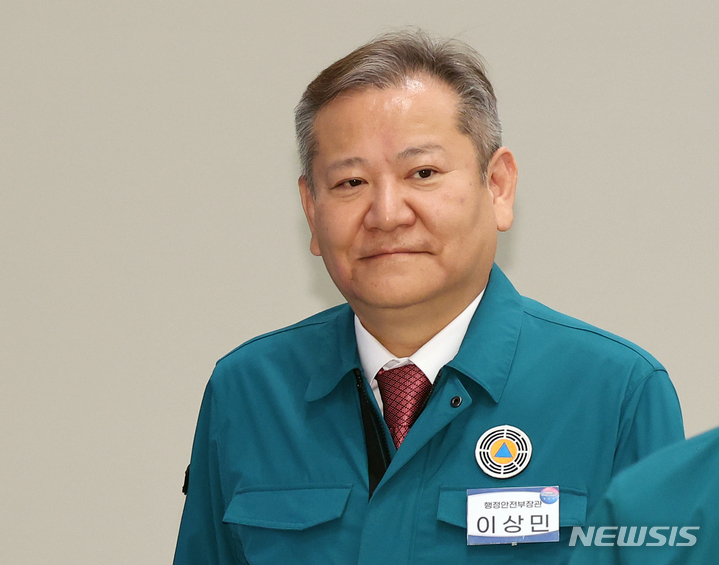이상민 탄핵소추안 국회 통과…헌정 사상 첫 국무위원 소추