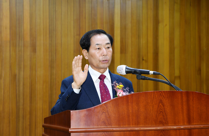 성낙인 창녕군수 취임…『창창한 창녕을 이루겠다』
