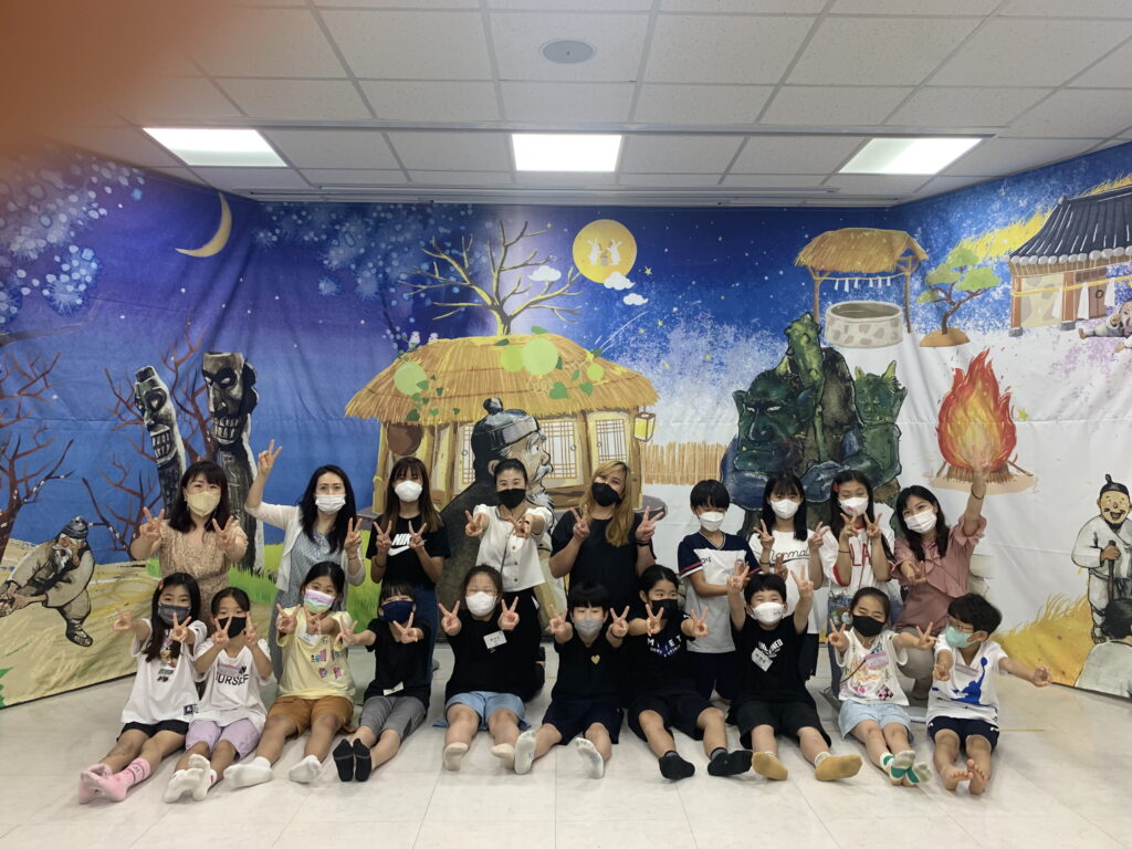 다시 활기를 찾은 밀양시립 영어도서관