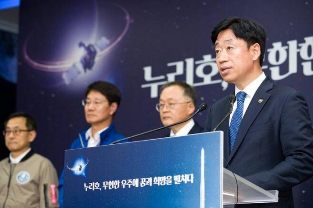 [속보] 「누리호 기술적 문제발생」…발사관리위원회 개최