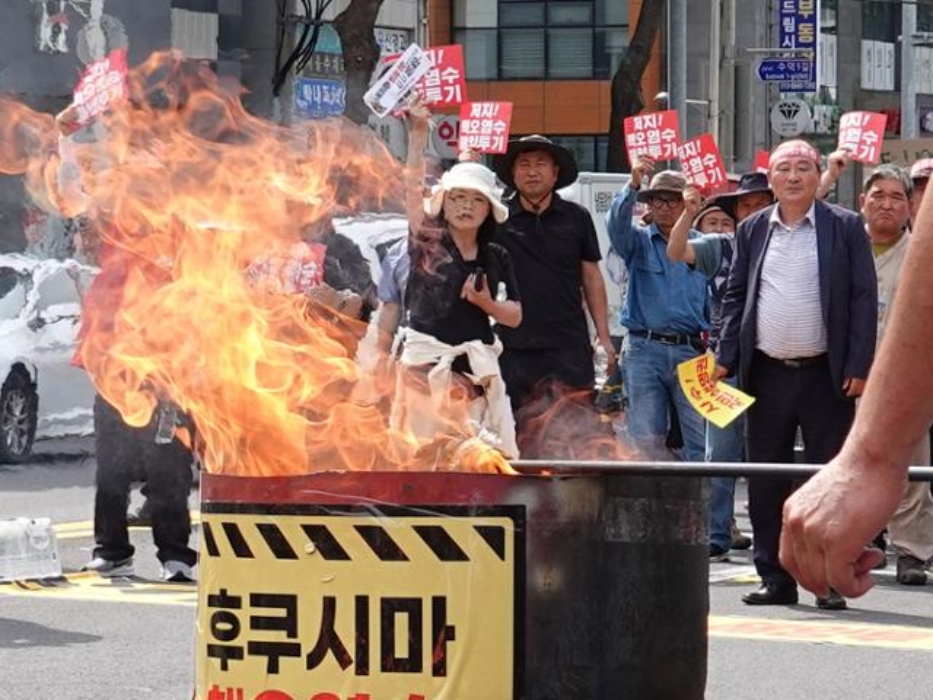 「후쿠시마 오염수 마실 수 있다」 한덕수 총리 발언에… 어민들 반발 거세져
