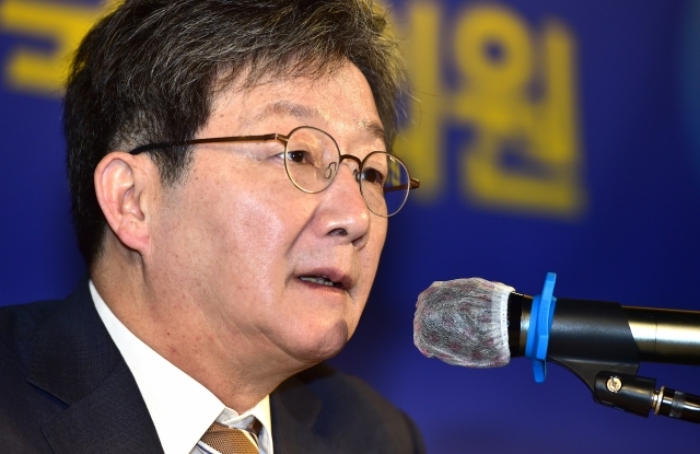 유승민 『이동관, 방송 장악하러 와서 무슨 BBC·NHK…웃겼다』