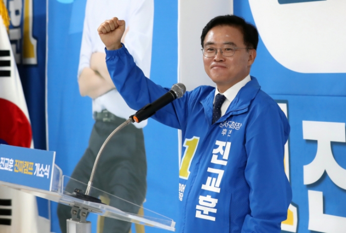 강서구청장 보궐선거, 「민주 진교훈 43.4%」 vs. 「국힘 김태우 27.4%」…적극투표층에선 더 벌어졌다