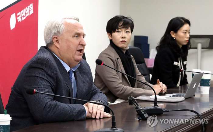 與 혁신위 「최후통첩」…김기현 「인요한 공관위원장」 단칼 거절