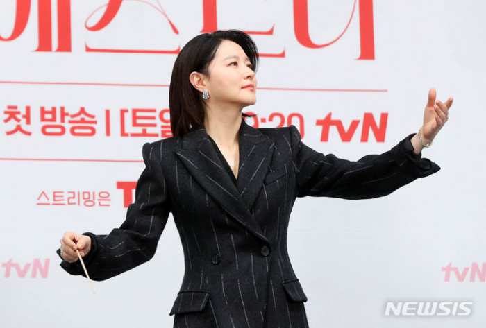 「우아한 마에스트라」 이영애, 품격있는 아우라 [뉴시스Pic]