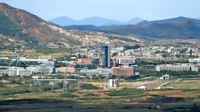 「개성공단 역사 뒤안길로」…정부, 지원재단 해산 결정