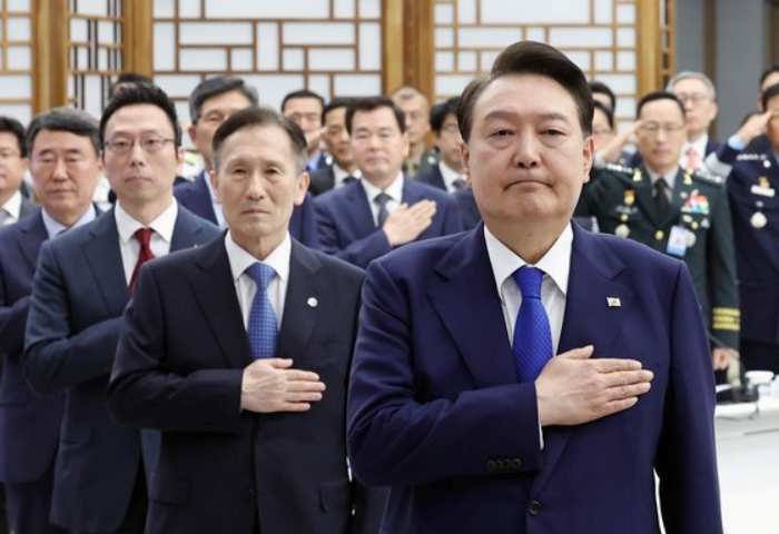 설 특사 「정치인 최소화」 방침…실형위기 김관진 사면 가능성