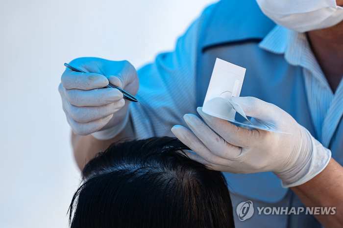 5살에 실종된 미국 입양한인, 「유전자검사로 40년 만에 가족 상봉」