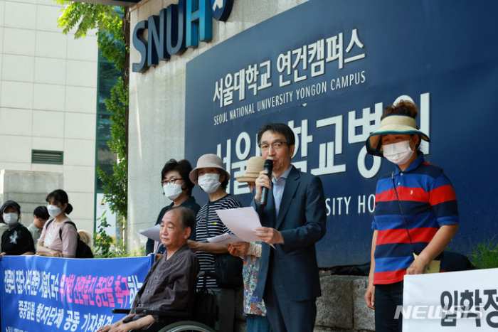 전공의 복귀는 요원하고…서울대병원 이어 세브란스까지 휴진