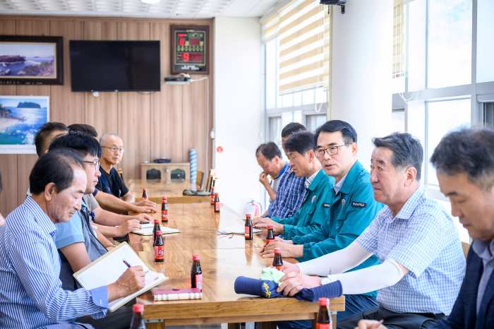 ［동정］장충남 군수, 「조도·호도 정전사고 피해주민 간담회」가져