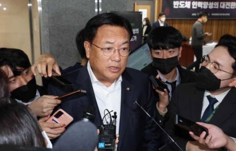 국민의힘 정진석『일본은 조선과 전쟁한 적 없다』파문
