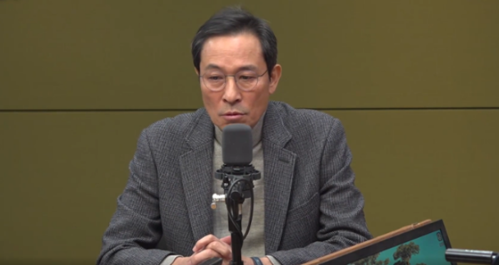 우상호 『앞에선 탄핵 반대, 뒤에선 대선 사무실 차리는 여당』