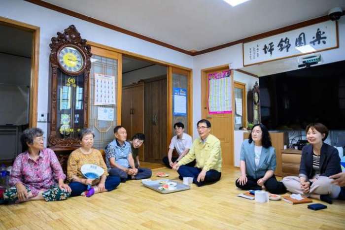 ［동정］장충남 남해군수「혹서기 무더위쉼터 현장」방문