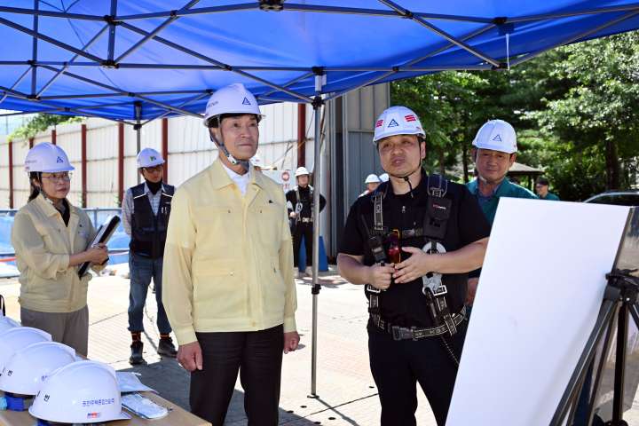 ［동정］안병구 밀양시장,「폭염 취약시설·소비쿠폰 접수 현장」점검