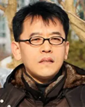 [강희진 작가 칼럼] 사천시청 브리핑룸의 비극