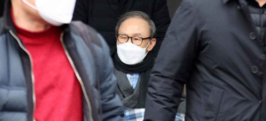 이명박·김경수 신년 특별사면…김기춘·우병우도 복권