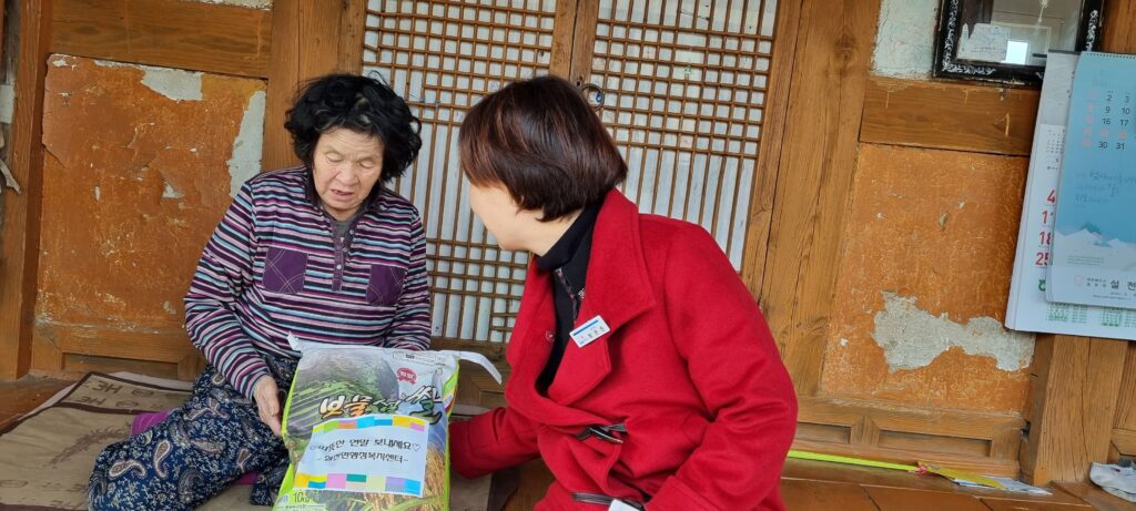 경남 남해군 설천면, 「희망씨앗 나눔상자」 전달