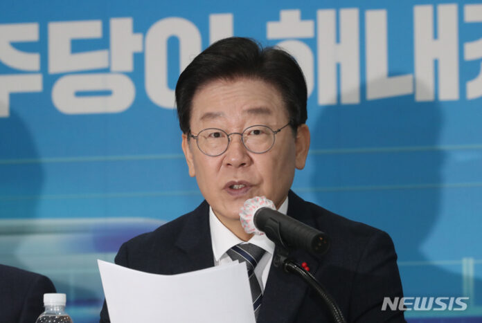 이재명 대표, 『야당말살 중단하라…영수회담 제안 유효』