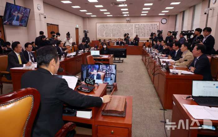 법사위, 강백신·엄희준 검사「탄핵 청문회」야 주도 처리…내달 11일 개최