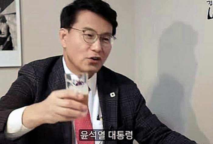 윤상현 『정우성·이정재 폭탄주 대결…주량은 尹이 최고』