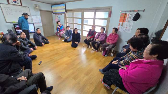 경남 밀양시 상남면, 새해맞이 경로당 38개소 순회 방문