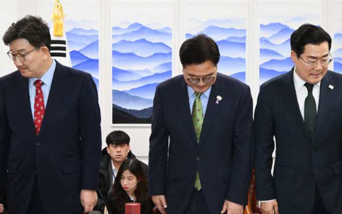 마은혁 임명 보류…여 『최 대행 협박 안돼 『야』 공직자 자격 없어』