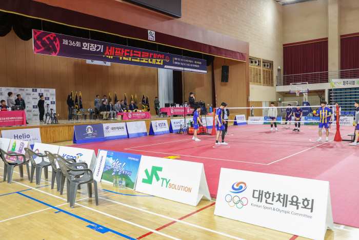 ［동정］이상근 고성군수, 제36회 회장기 세팍타크로대회 격려 방문