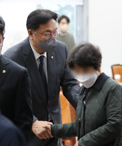 이태원 참사 유족, 與에『이상민 물러나고 국정조사하라』