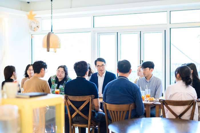 ［동정］장충남 남해군수, 민원담당 공무원과 간담회 개최