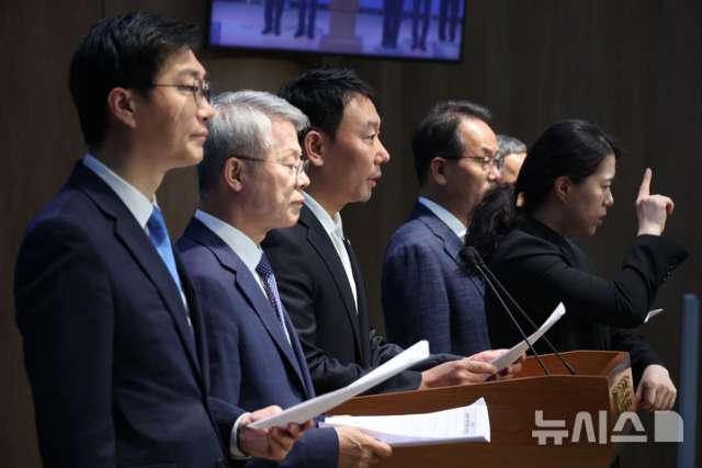 민주, 검찰청 폐지 등「검찰개혁 패키지법」발의…『3개월 내 처리해야』