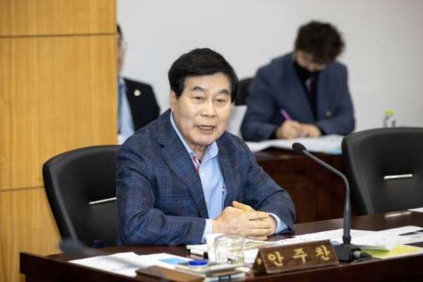 『감히 내 축사를 빼?』공무원 뺨 때린 구미시의원, 의원직 유지한다···「출석정지 30일」