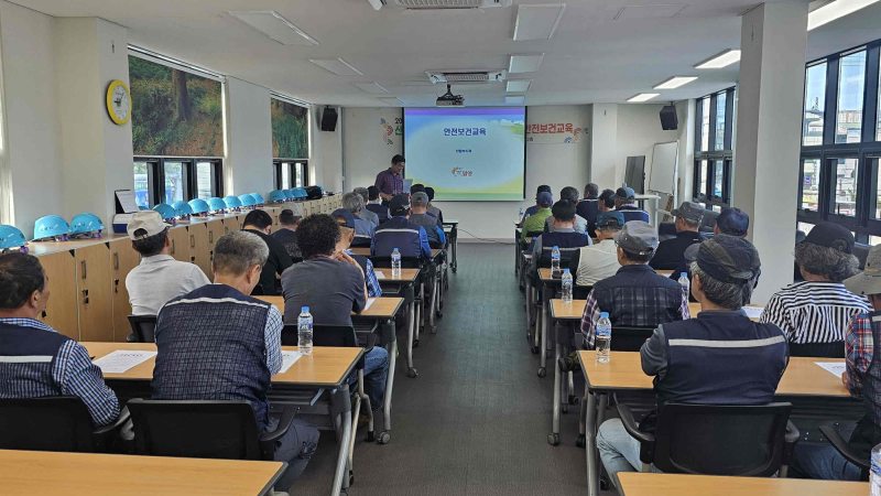 경남 밀양시, 2025년 하반기「산림병해충예찰방제단 운영」본격화