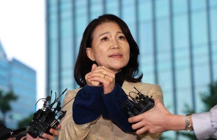 경찰,「이진숙 전 방통위원장 전격 체포」