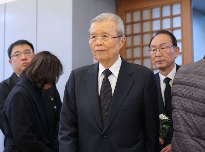 김종인 전 국민의힘 비상대책위원장,『국민의힘 이번 지방선거 참패하면, 존속 어려울 것』