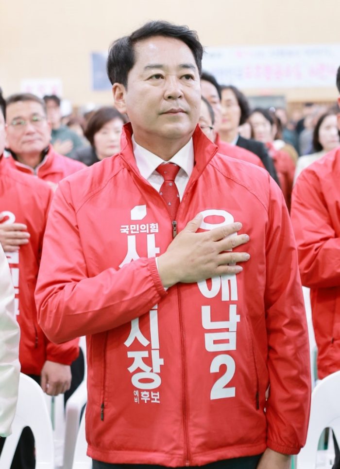 유해남 후보,「낙선인사 후 박동식 지지 선언」···『사천 필승 밀알 되겠다』