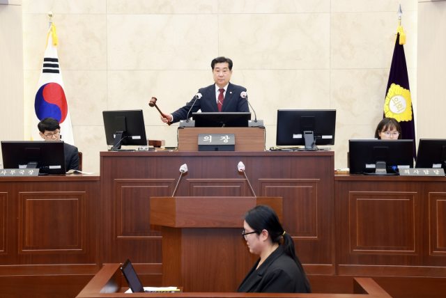 경남 밀양시의회,「고유가 대응·민생 안정 1조2천억 추경안」의결