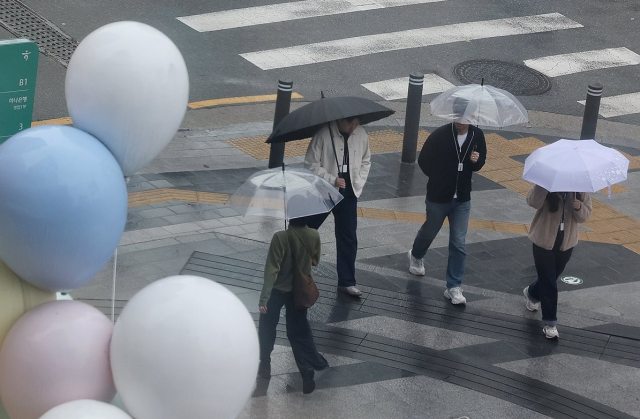 12일 오후까지 전국에 비…충청·호남·경남서부 중심「집중호우」