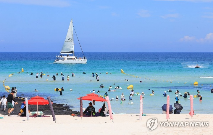 중복 무더위에 전국이「헉헉」…온열질환·가축 폐사 초비상