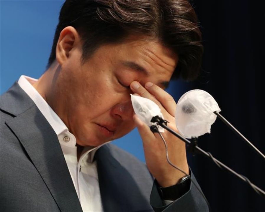 『안 만난다』『끝까지 싸울 것』… 울먹인 李, 尹·윤핵관 동시에 때렸다