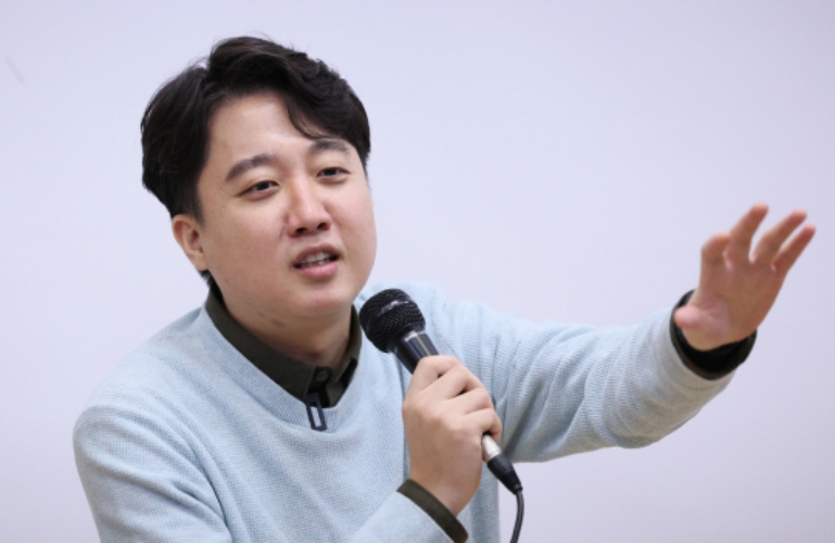 『이준석, 윤핵관은 당원들 성향 몰라…결선투표 가면 까무러칠 거다』