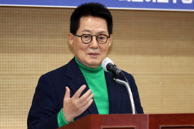 박지원, 나경원 불출마 겨냥『역시나 거기까지』