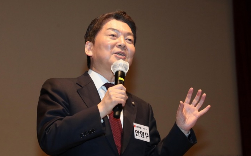 「대통령실과 갈등」안철수, 오늘 일정 중단…『정국 구상 차원』