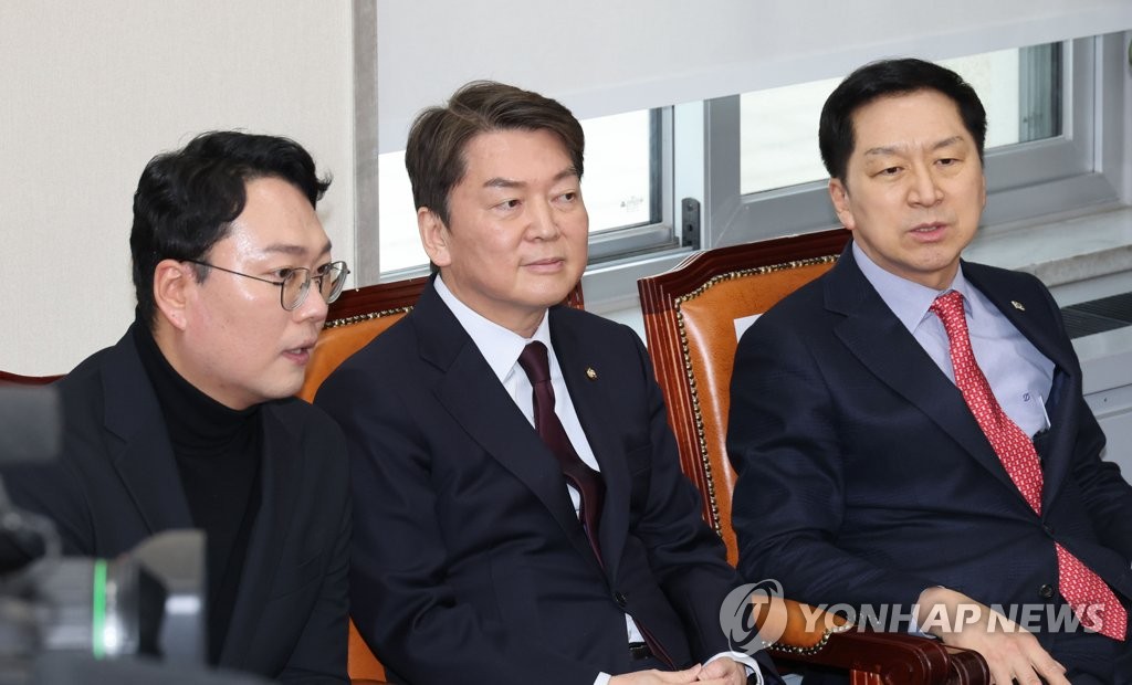 「탄핵발언」 공방가열…『安, 왜곡·곡해』『金, 조바심·당원협박』