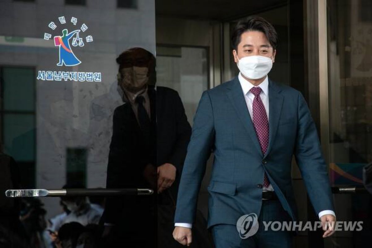 「가처분 폭탄」던진 이준석에 與 부글부글..『너죽고 나죽자식』