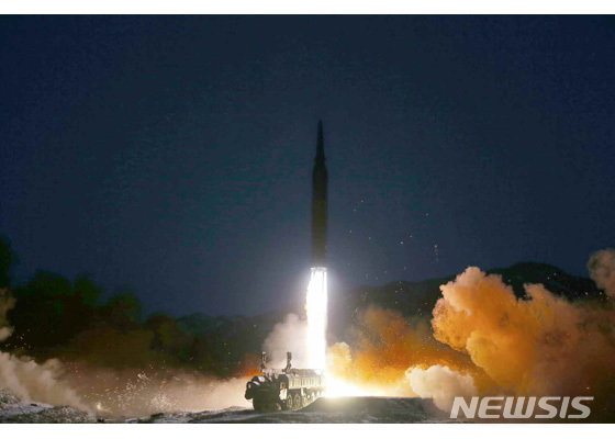 북한, 「동해상으로 탄도미사일 발사」…한미연합훈련에 연쇄 도발