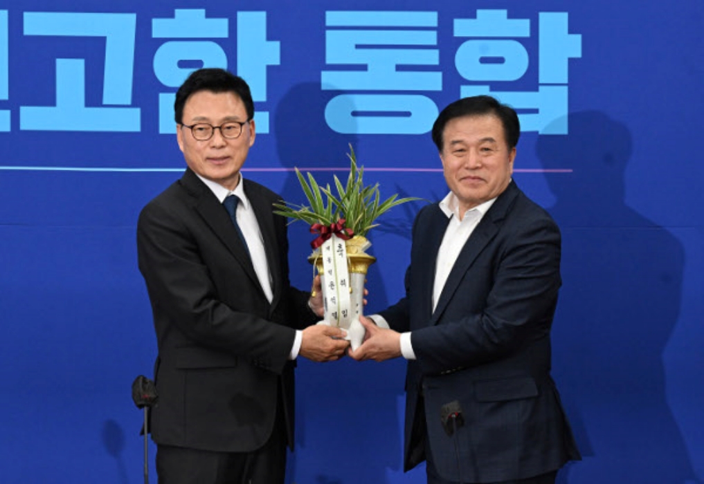 尹 회동 제의 거절한 박광온『당대표 먼저 만나야』