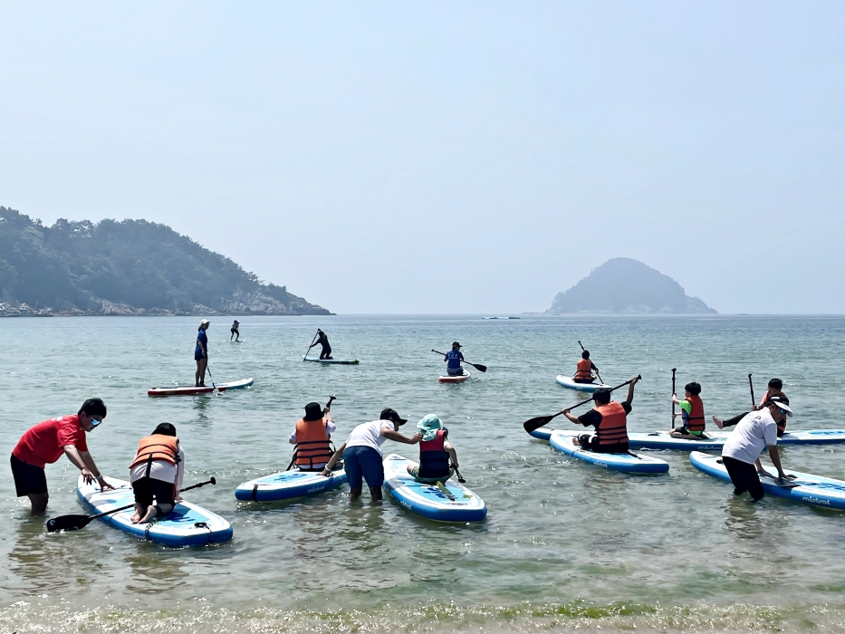 경남 『남해군 바다, 패들보드 체험 최적의 장소』