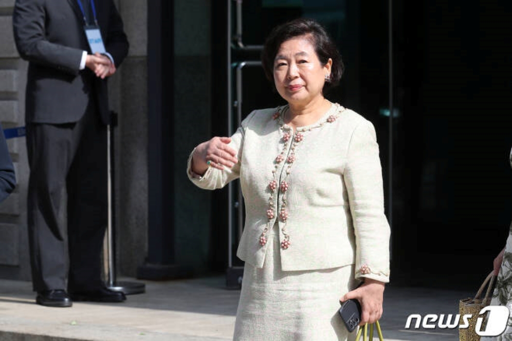 북한, 현정은 「금강산 방북」계획에 『검토해 볼 의향도 없어』 거절
